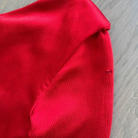 ML Monique Lhuillier One Shoulder Satin Gown Red Maxi Dress Long Sleeve - Size 2 - Picture 7 of 13